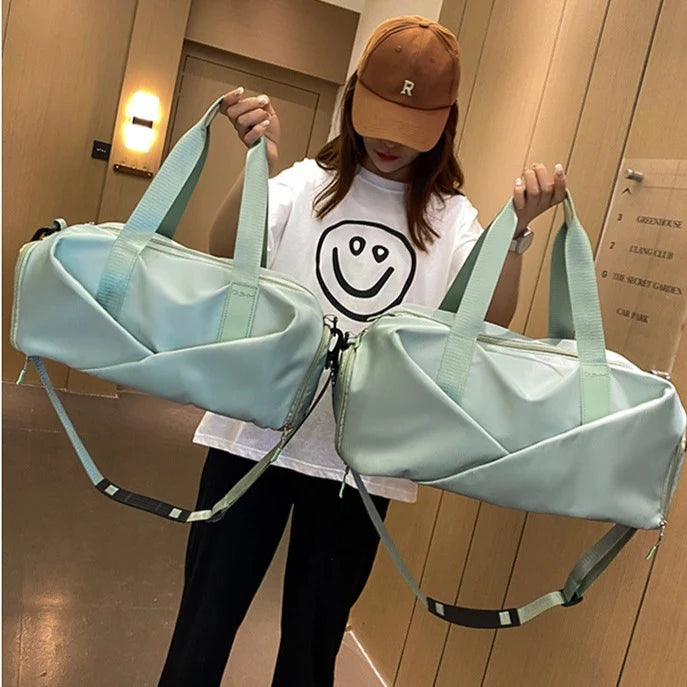 Travel Duffel Bag Spacious Water-Resistant Ergonomic Handles