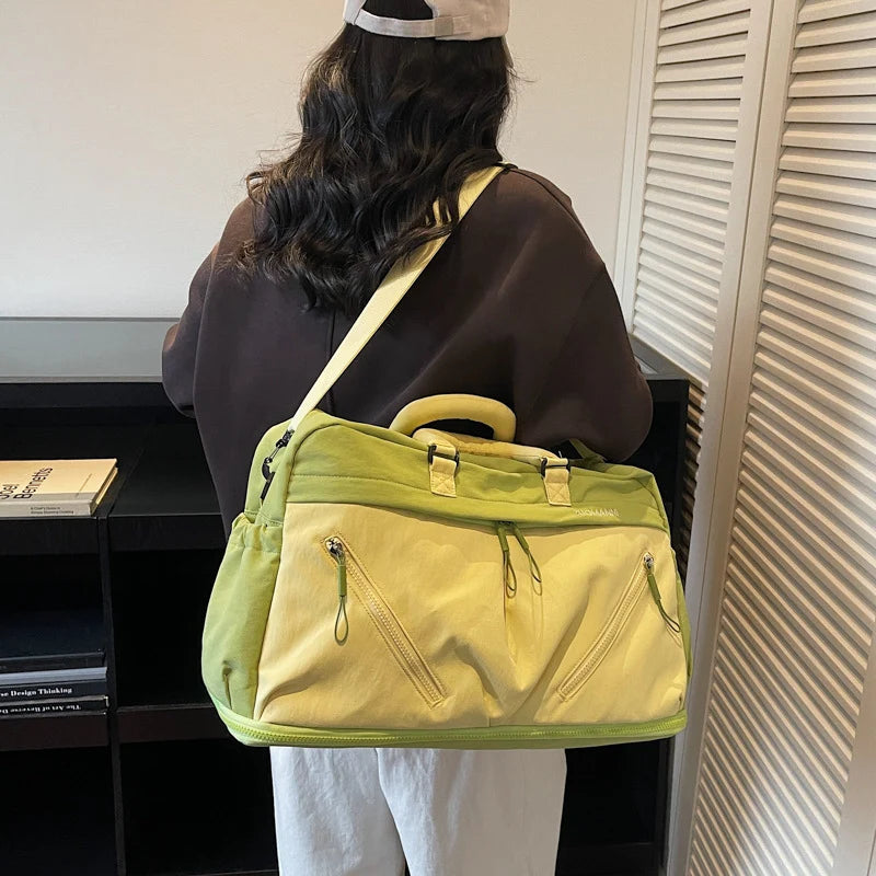 Travel Duffel Bag Spacious Weather-Resistant Multiple Pockets