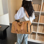 Travel Duffel Bag Wear-Resistant Fabric Multi-Compartment & Adjustable Strap