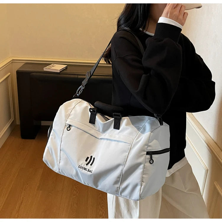 Travel Duffel Bag Weather-Resistant Multiple Pockets Detachable Shoulder Strap
