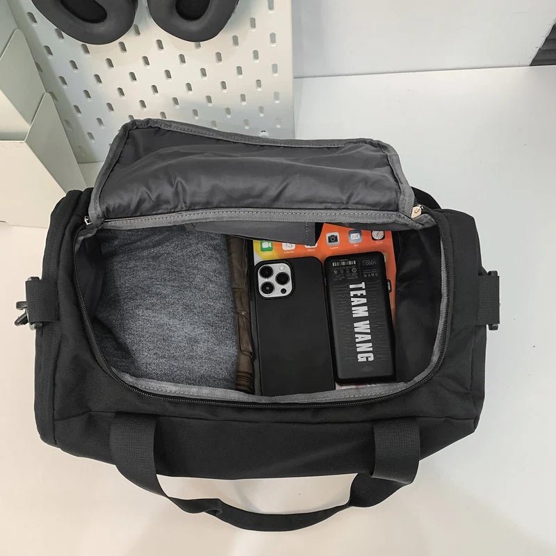 Travel Duffle Bag Large Capacity Water-Resistant Padded Straps