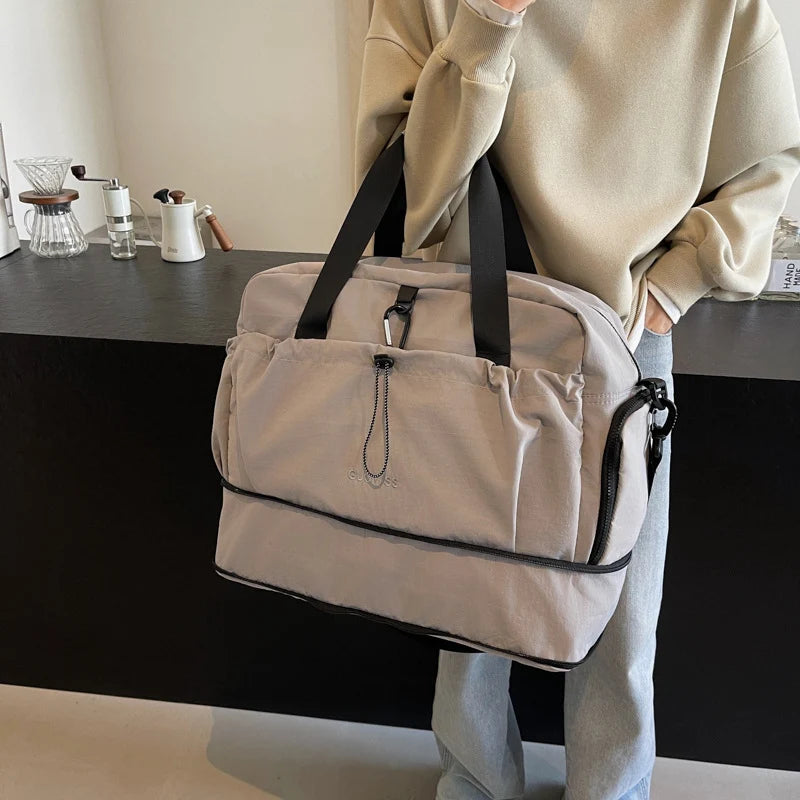 Travel Duffle Bag Lightweight Durable Spacious Interior Adjustable Strap