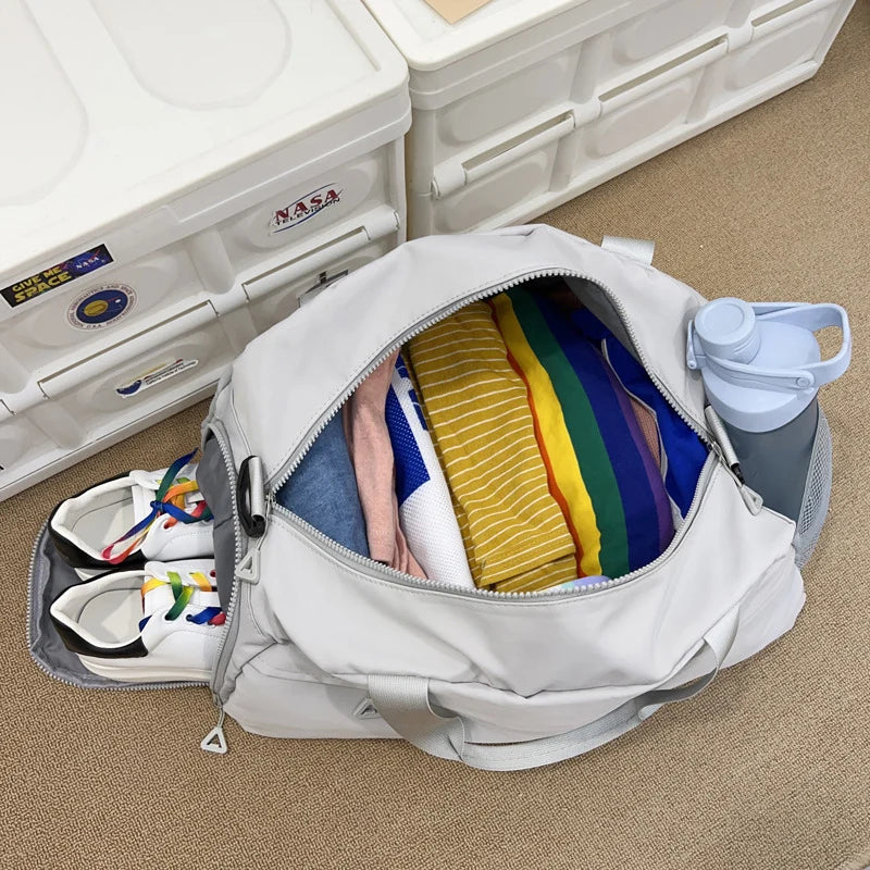 Travel Duffle Bag Lightweight Water-Resistant Compartments & Detachable Strap