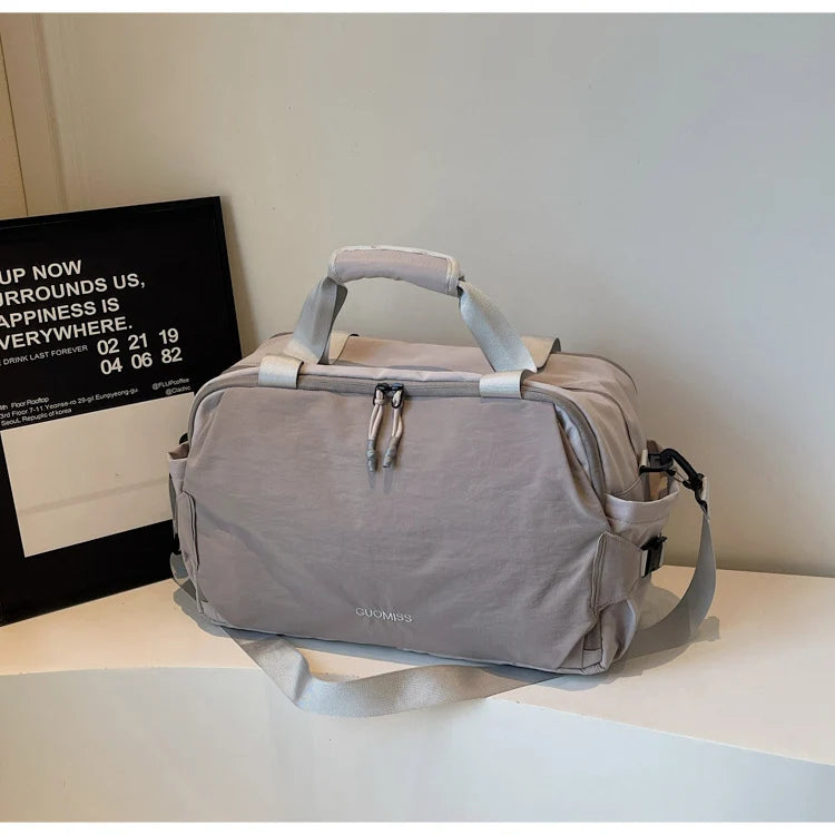 Travel Duffle Bag Structured Water-Resistant Multiple Pockets
