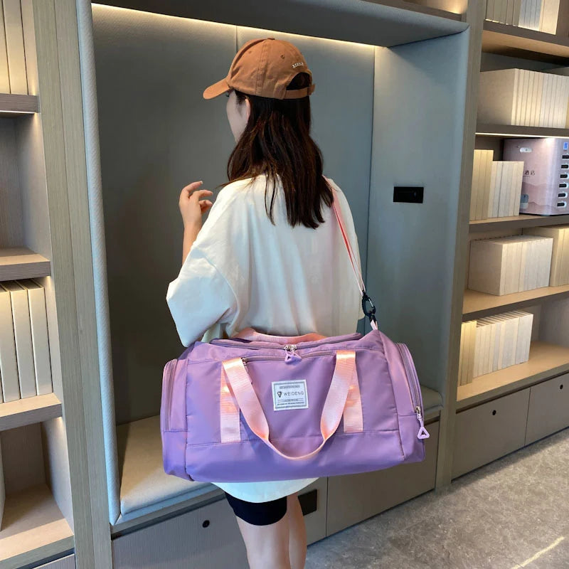 Travel Duffle Bag Water-Resistant Multiple Compartments & Padded Straps