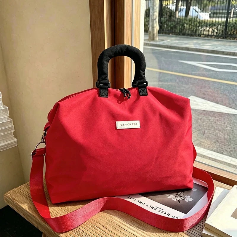 Travel Duffle Bag Weather-Resistant Large Capacity & Multiple Pockets