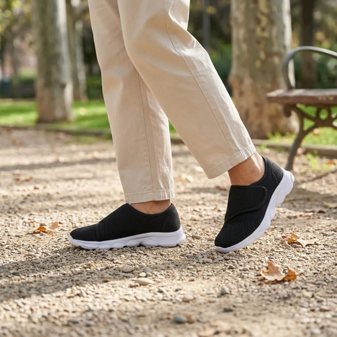 Walking Shoes Wide-Fit Breathable Mesh Hook-and-Loop Closure