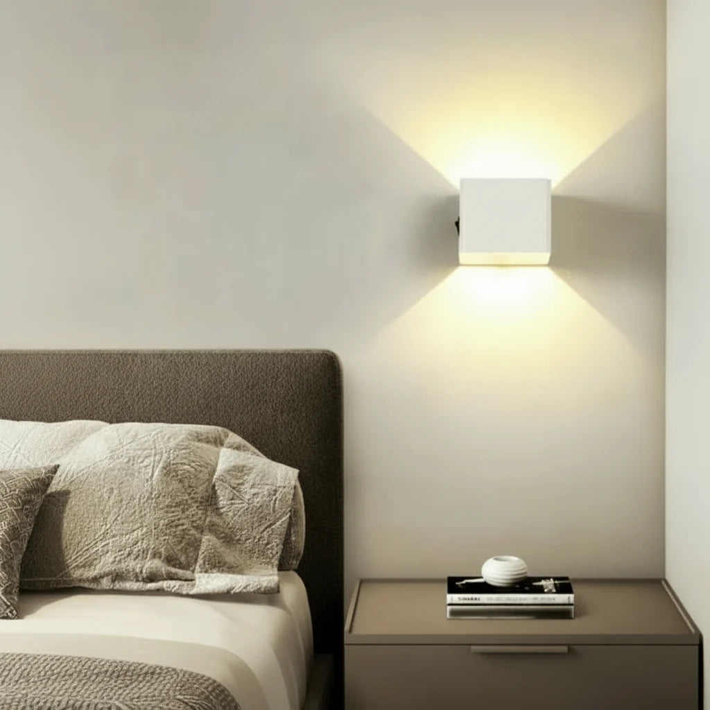 Wall Light Cordless USB-Rechargeable LED Adjustable Beam