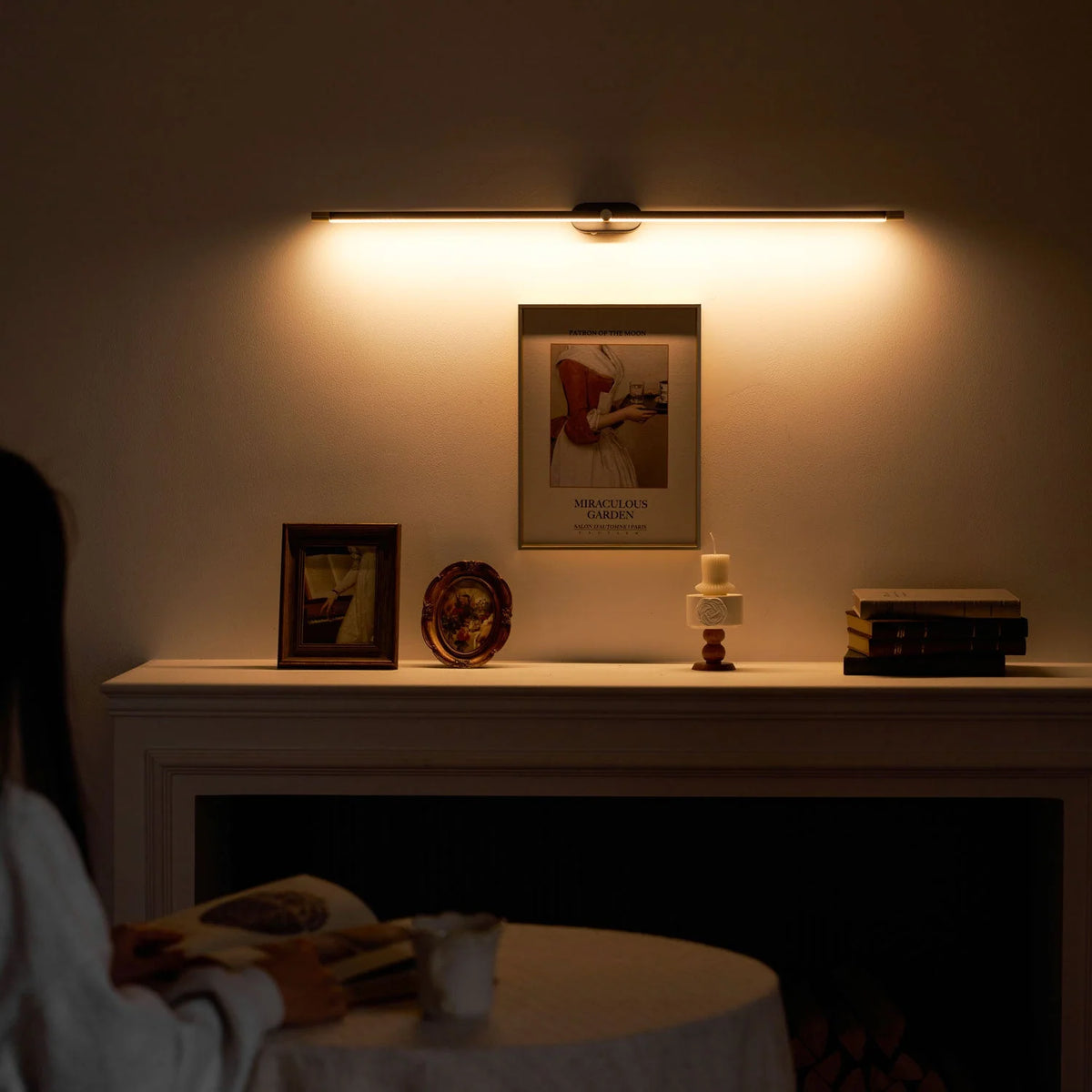 Wall Sconce Slim Linear USB Rechargeable Three-Color Dimmable LED