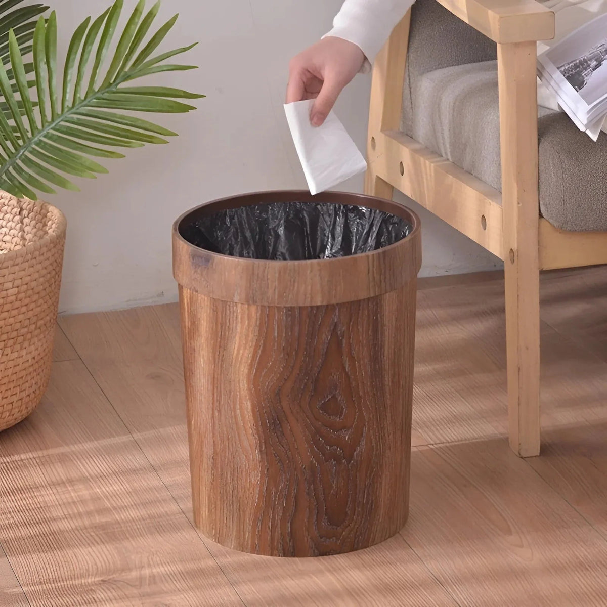 Waste Bin Wood-Look Compact 2.1-Gallon