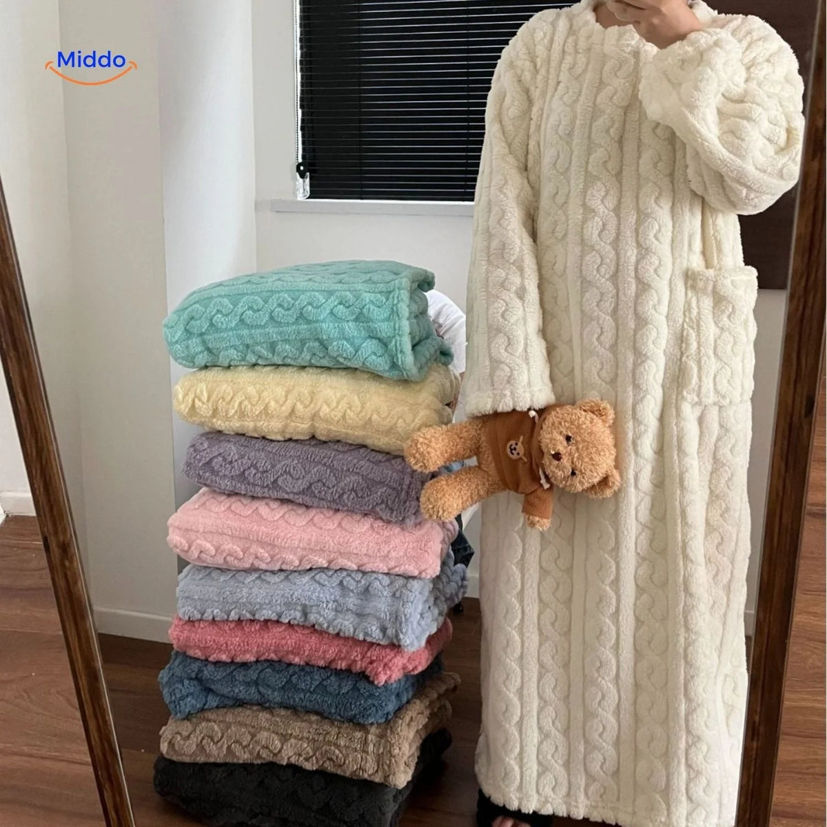 Wearable Blanket Fleece Long Sleeves & Front Pockets