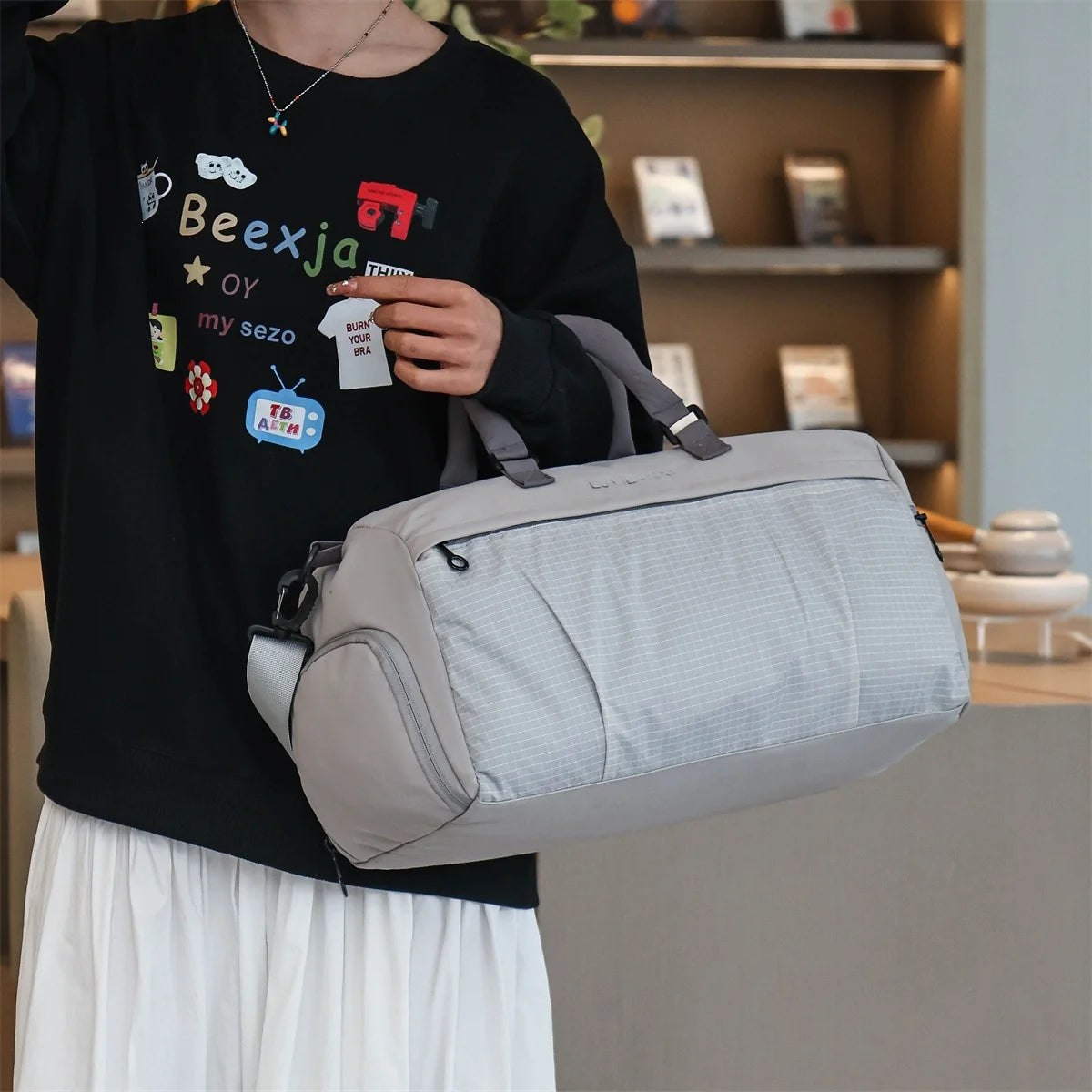 Weekend Travel Bag Large Capacity Detachable Strap & Multiple Pockets