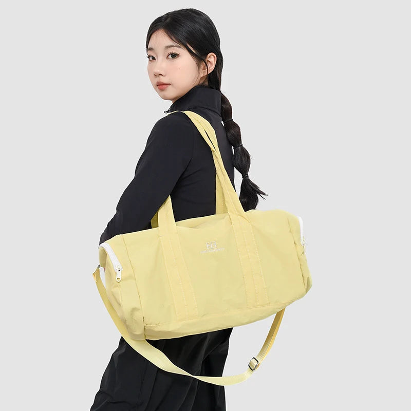 Weekender Bag Lightweight Water-Resistant Multiple Pockets