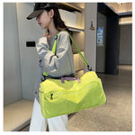 Weekender Bag Spacious Multi-Compartment Weather-Resistant Fabric