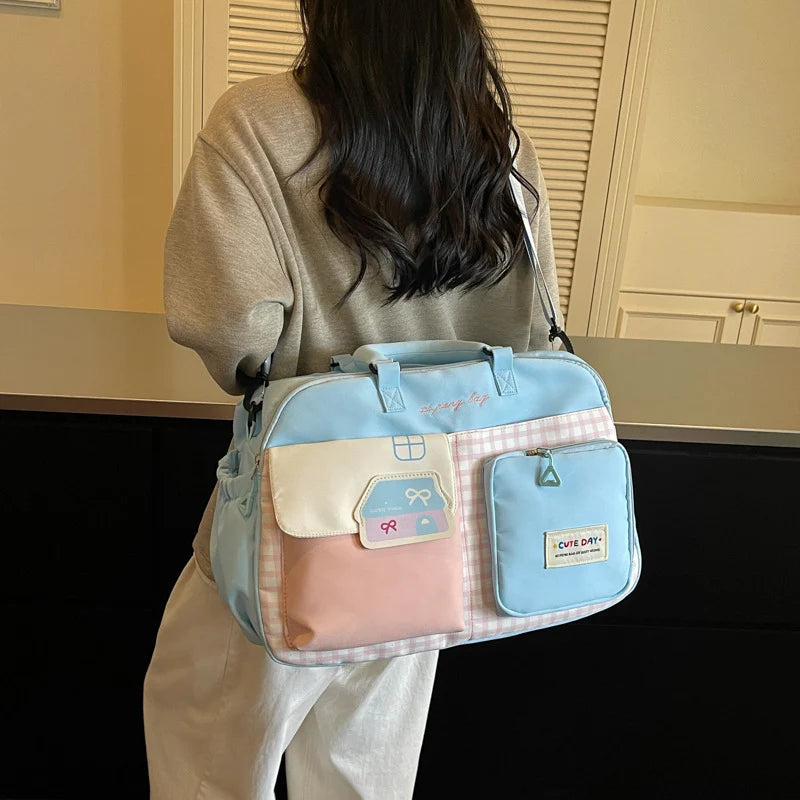 Weekender Bag Spacious Multiple Pockets Adjustable Strap