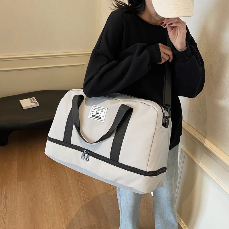 Weekender Bag Spacious Water-Resistant Adjustable Padded Strap