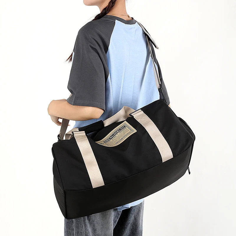 Weekender Duffel Bag Water-Resistant Fabric Multiple Pockets Carry-On Friendly