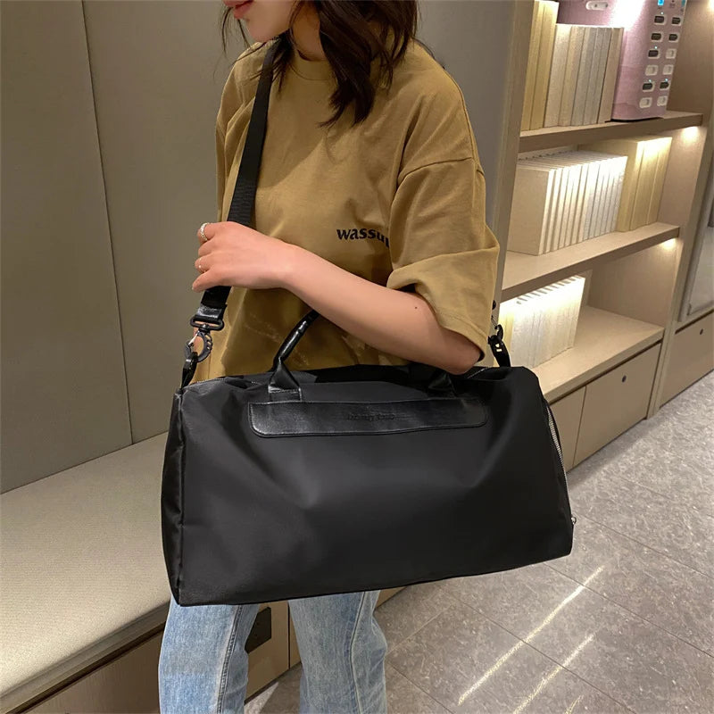 Weekender Duffle Bag Waterproof Multiple Pockets & Shoe Compartment