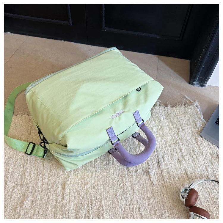 Weekender Travel Bag Water-Resistant Detachable Strap & Sturdy Handles