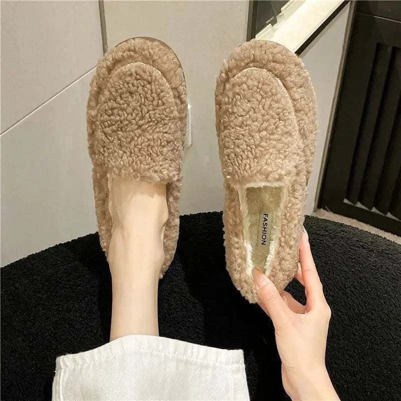 Women's Slip-On Shoes Lamb Wool Lined Rubber Outsole