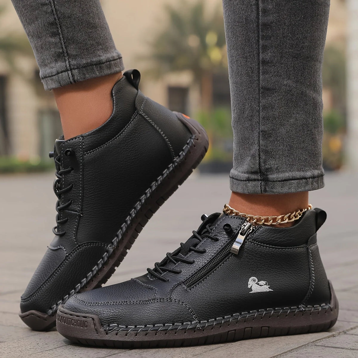 Women’s Sneakers Wide Toe Box Arch Support Non-Slip Sole