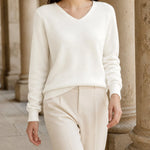 Women's Sweater Fine Wool V-Neck Relaxed Fit