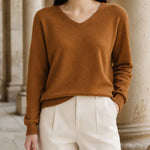 Women's Sweater Fine Wool V-Neck Relaxed Fit