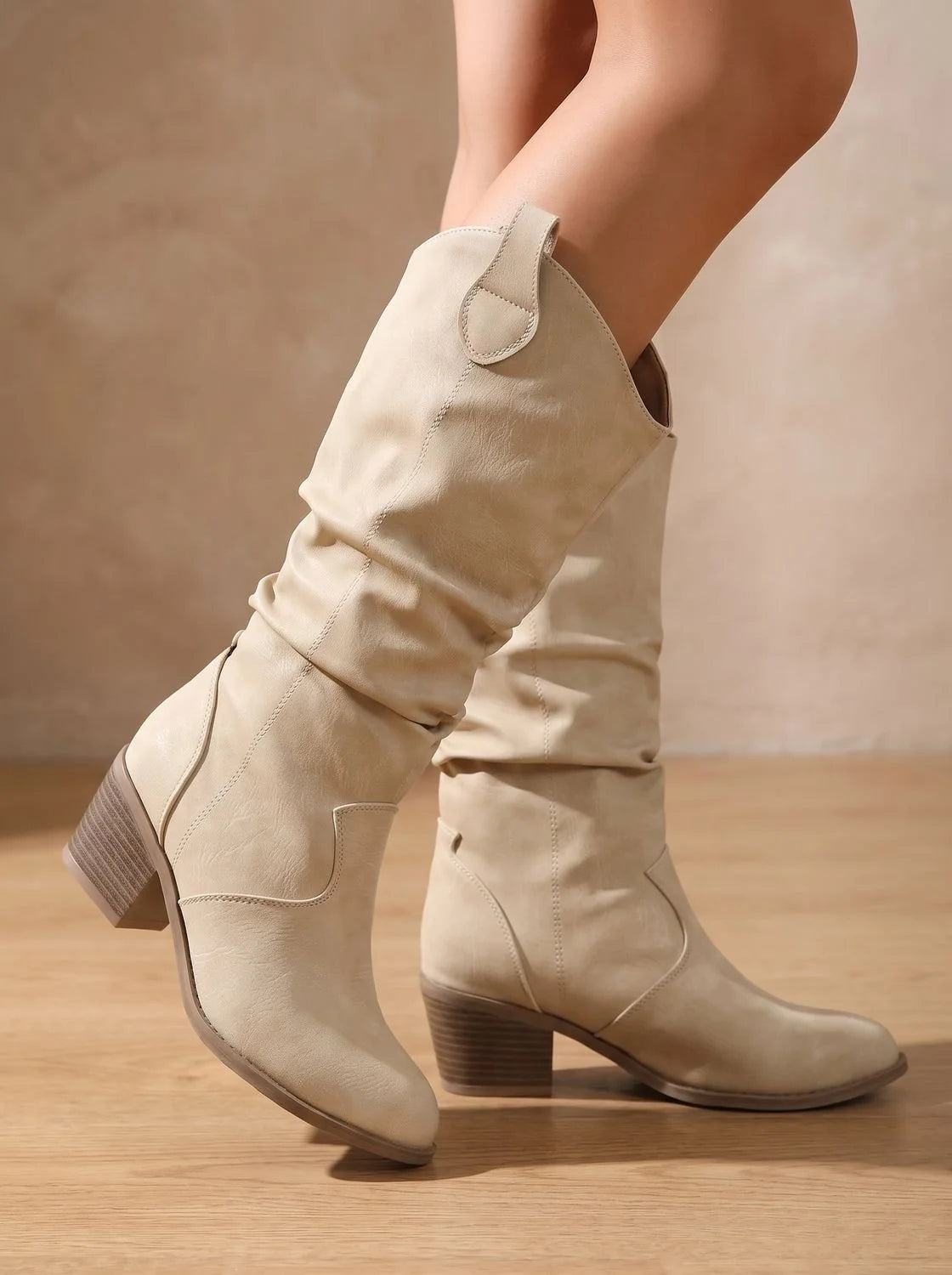 Women's Western Boots Wide-Calf Pull-On Flat Heel