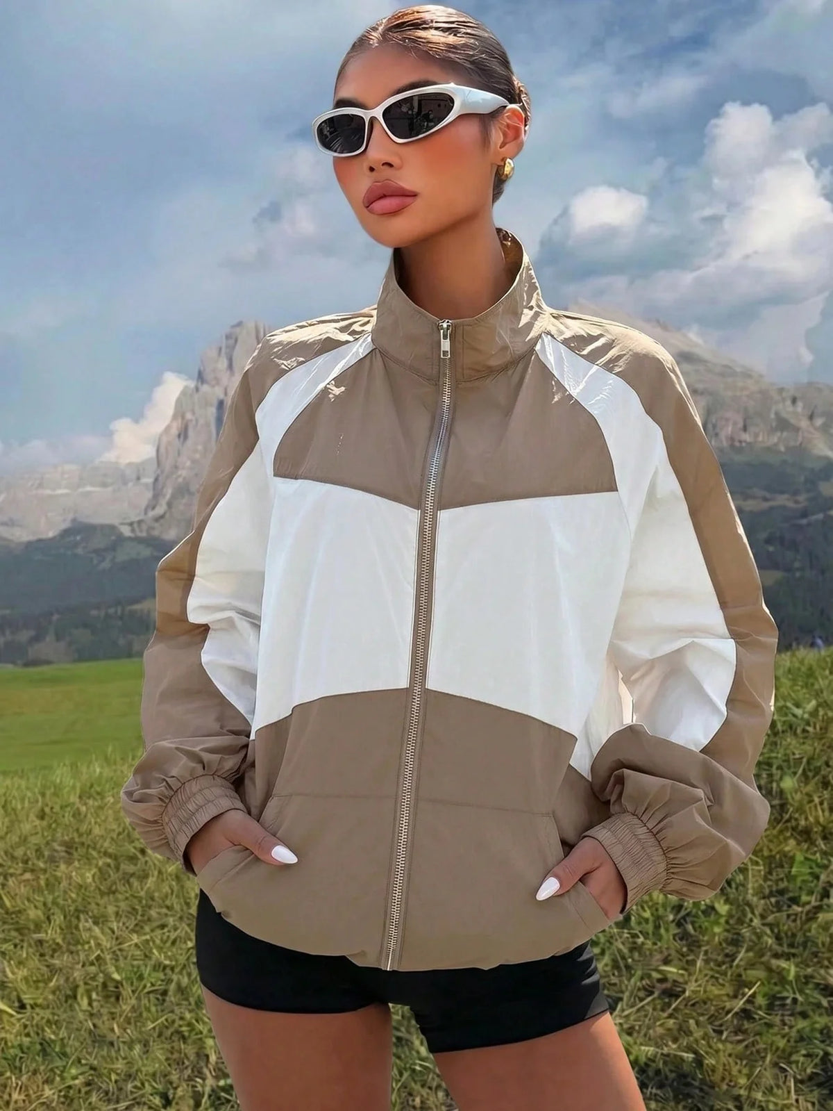 Women's Windbreaker Lightweight Water-Repellent Wind-Resistant