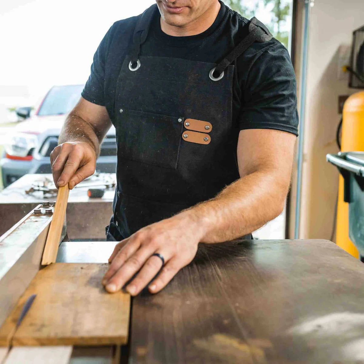 Work Apron Waxed Canvas Multiple Pockets Cross-Back Straps