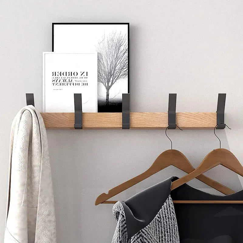 Wandgarderobe aus Holz und Metall | Platzsparendes Design