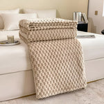 WohlfühlDecke - Luxuriöse Fleece-Decke für Sofa und Bett