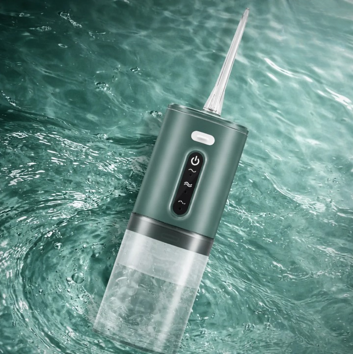 Water jet device for thorough oral hygiene | Flexibly adjustable cleaning modes | Replaceable nozzles