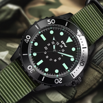 Wasserdichte taktische Armbanduhr im Taucherdesign