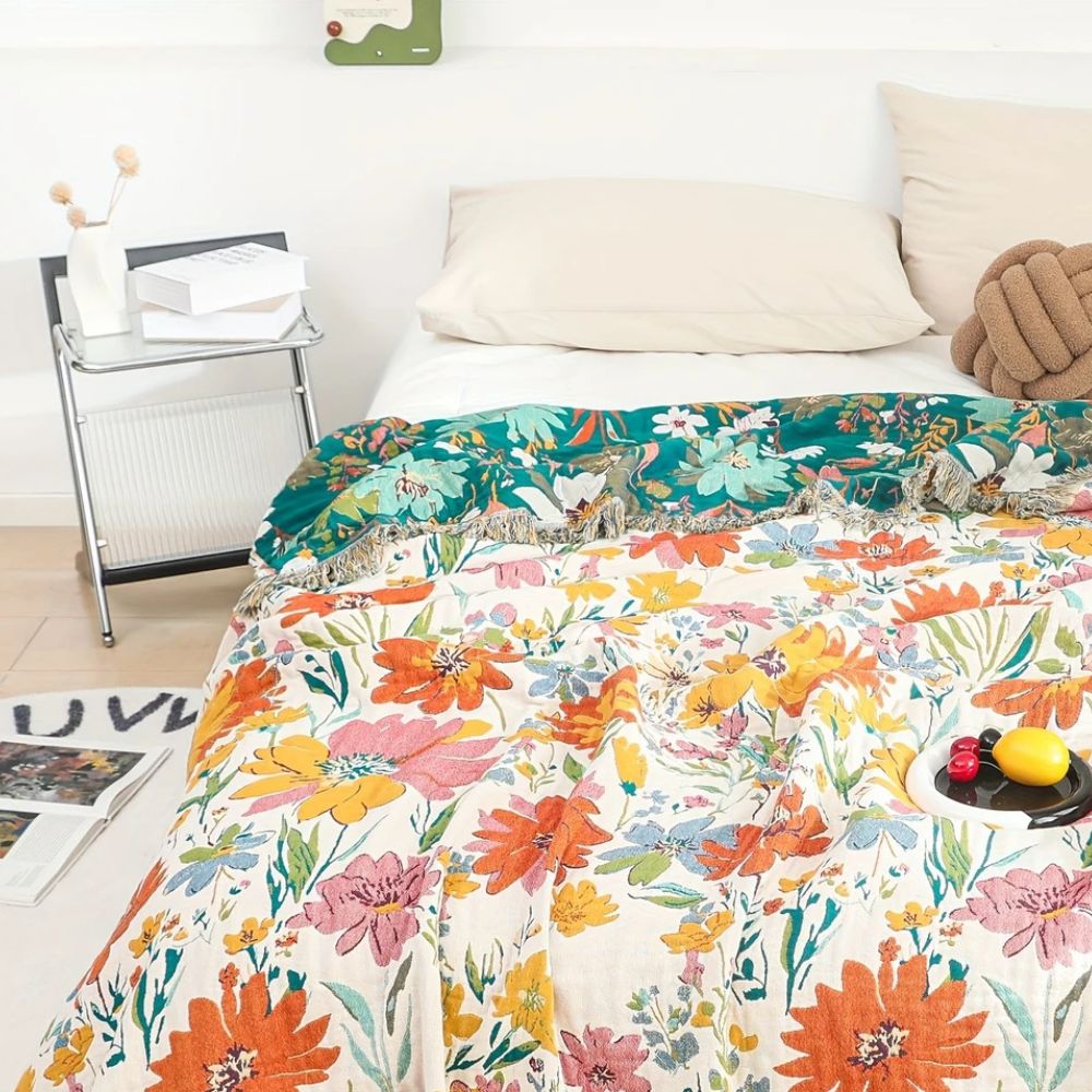 Colorful cotton blanket for a blooming living experience