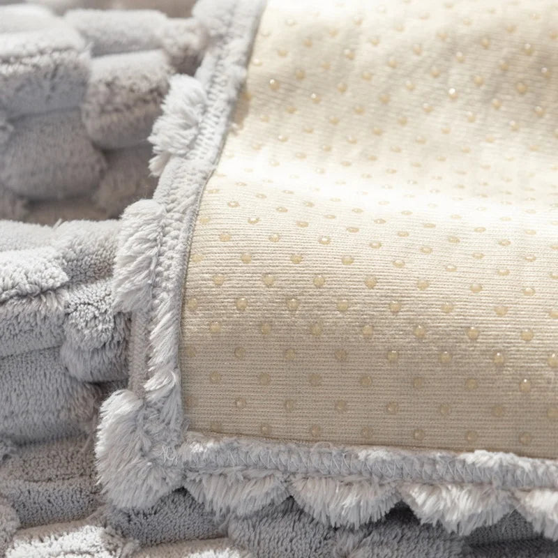 Warm and Stylish Sofa Throw with Non-Slip Backing