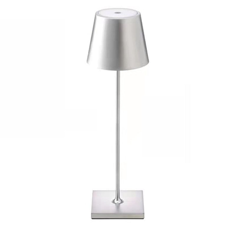 Kabellampe mit USB-Aufladung – SkandiGlow