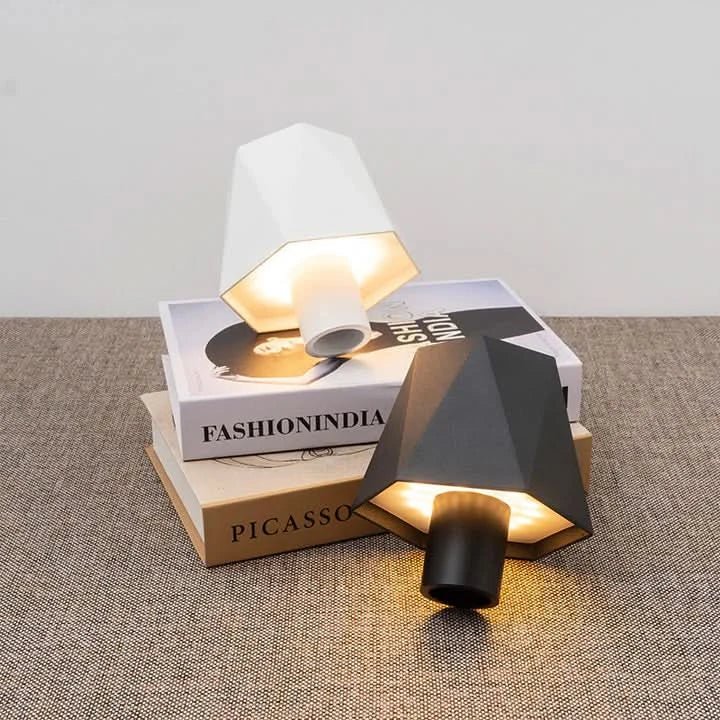 Stylische Weinflaschenlampe mit Touch-Funktion – 3-Farben LED Licht