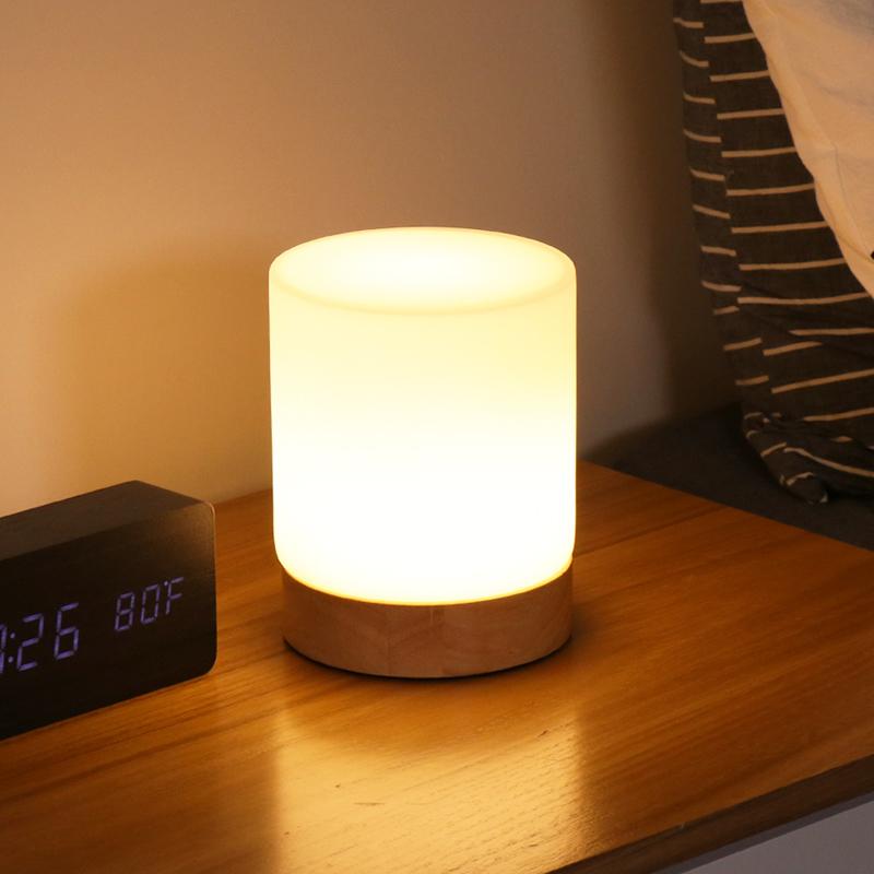 Kompakte Tischlampen – Touch-aktiviert & 360° Beleuchtung