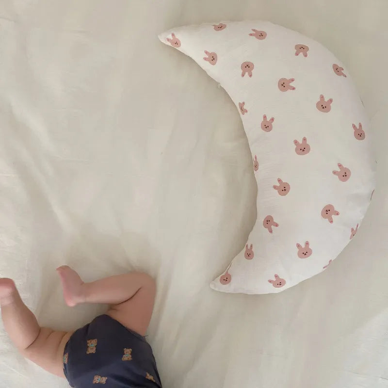 Moon-shaped Cuddle Pillow for Babies – soft Sleep Pillow