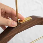 NobleWood – Elegant Wooden Hangers for Stylish Wardrobes (3 pieces)