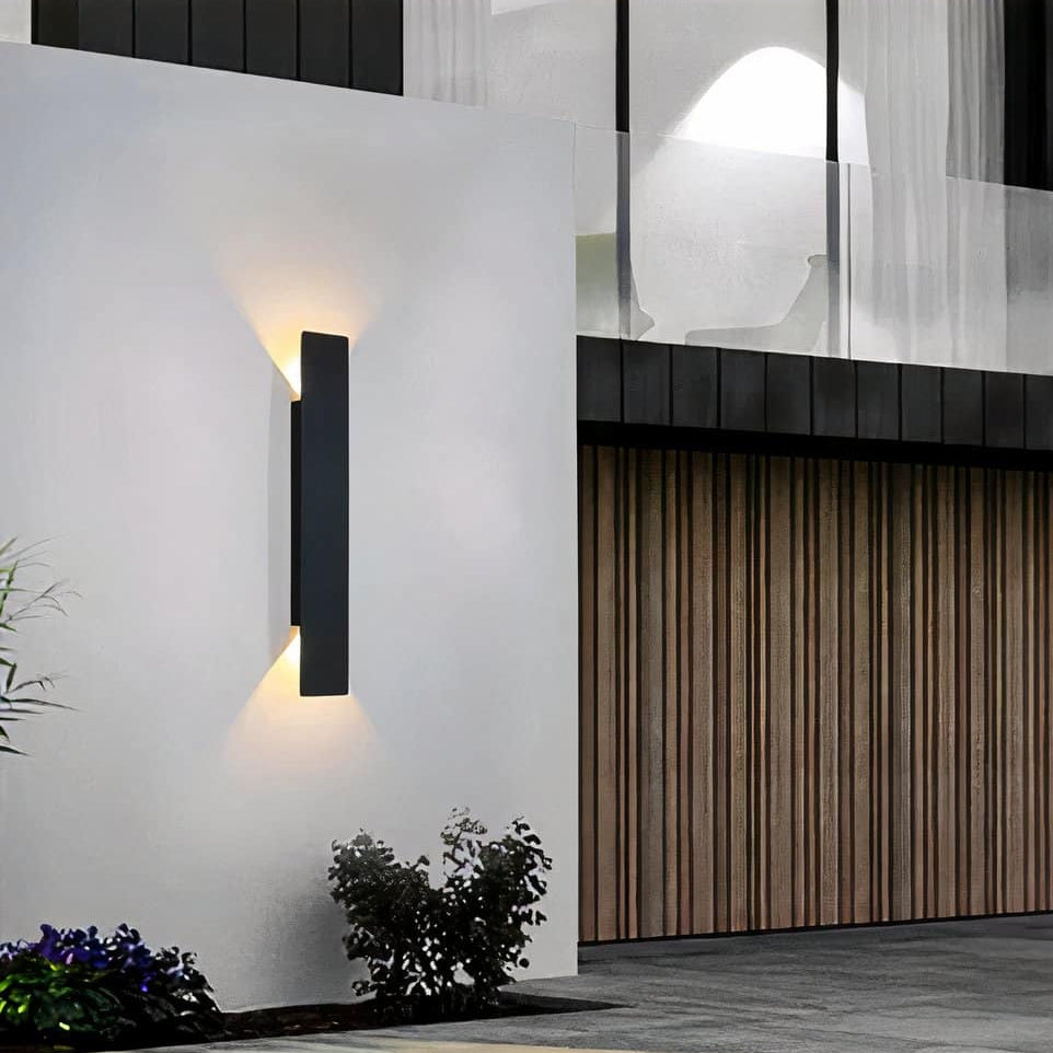 Elegant LED Outdoor Wall Light – Architectural Lighting Design, Weatherproof