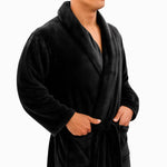Wärmender Fleece-Bademantel mit schickem Kragen und Taschen