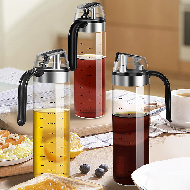 Automatischer Gewürzspender mit Auslaufschutz und Klappdeckel