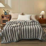 Wohlfühl-Decke – Kuscheliges Plaid für Bett und Sofa