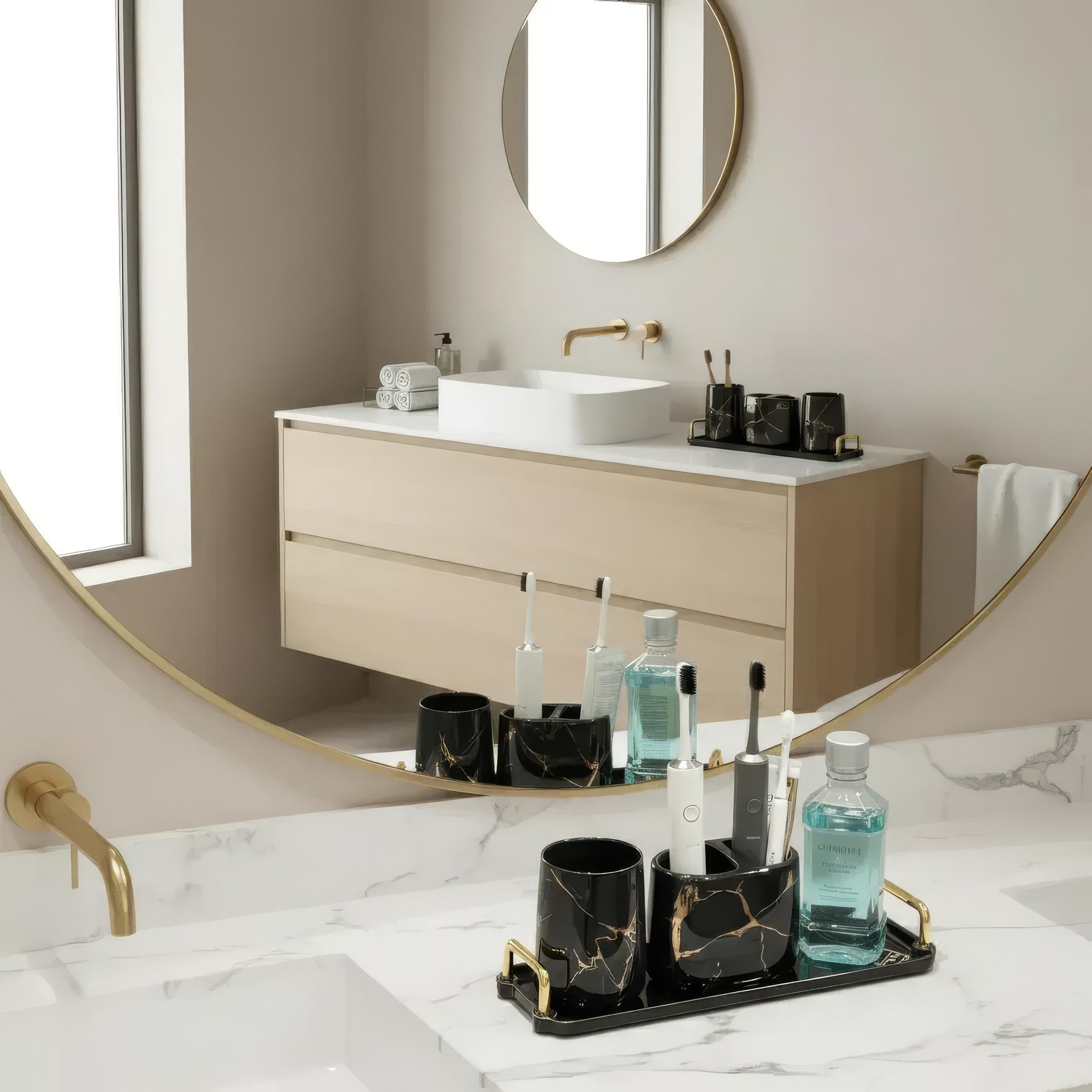 Stilvolles Badezimmer-Set aus Keramik für modernes Wohnen