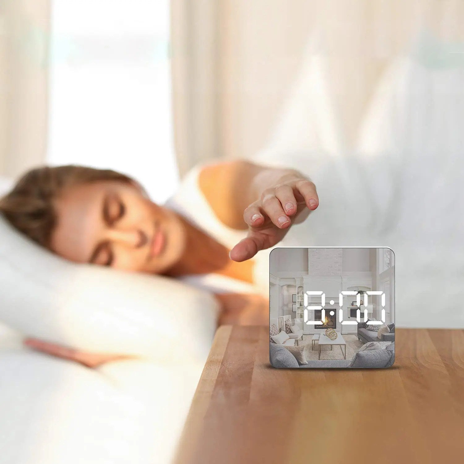Elegant Digital Mirror Alarm Clock – LED Alarm with Temperature Display, Touch Control & Night Mode