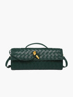 Elegant tote bag with a modern flair