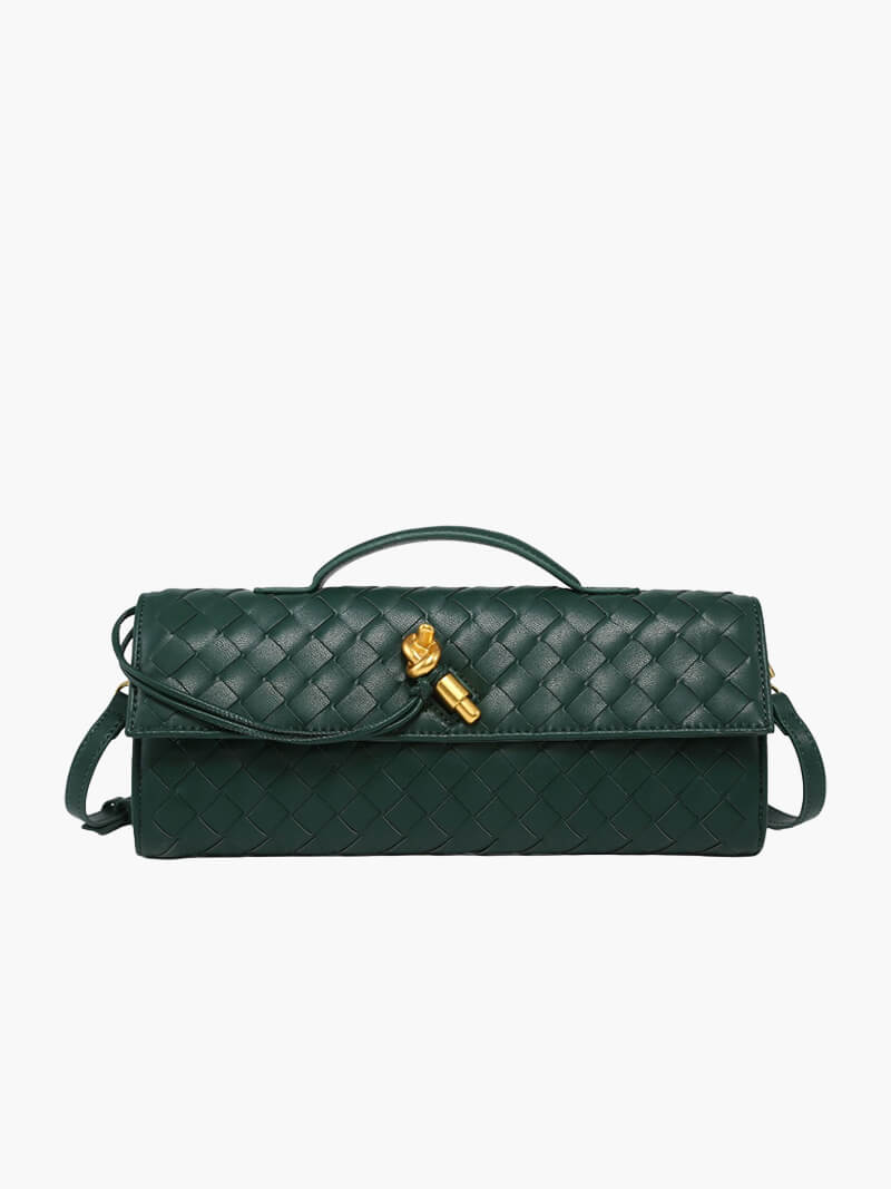 Elegant tote bag with a modern flair