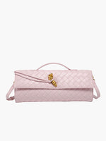 Elegant tote bag with a modern flair